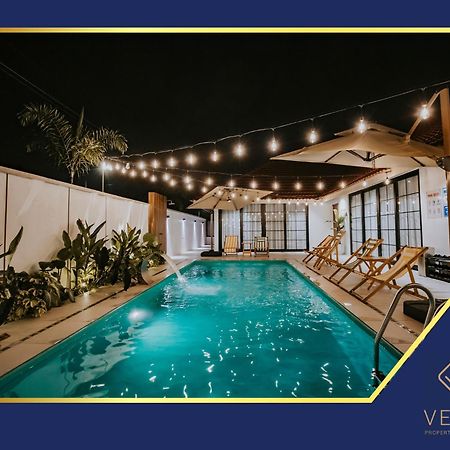Ipoh Tiga Private Pool Villa 5B3B By Verve Экстерьер фото